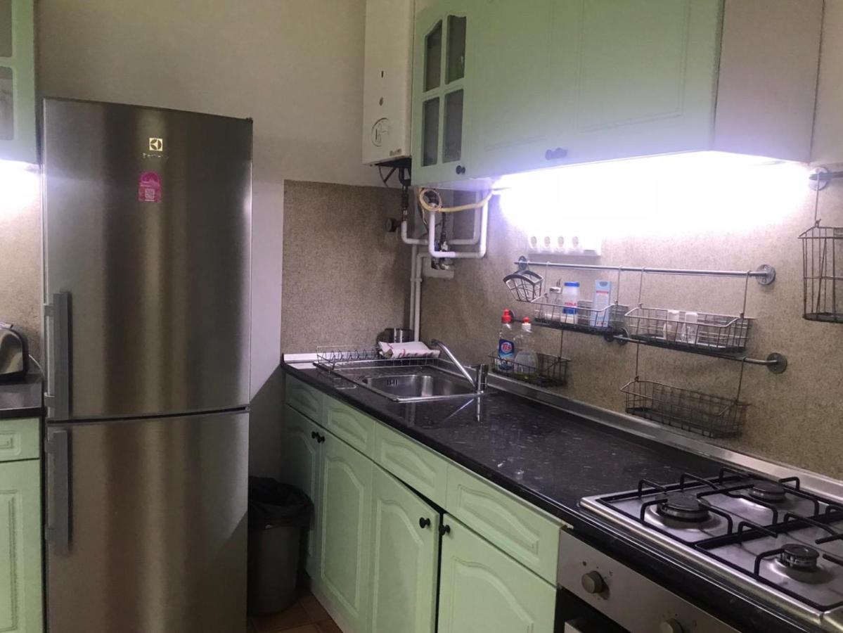 Ac With Free Parking At Acacia St, City Center 布达佩斯 外观 照片